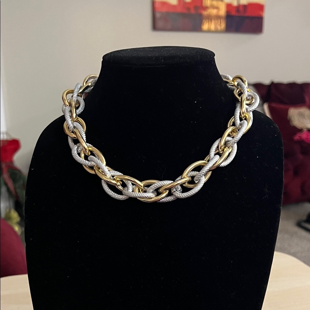 Chic Two-Tone Chain Necklace